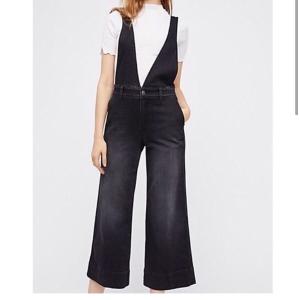 Free People black wide leg overalls!